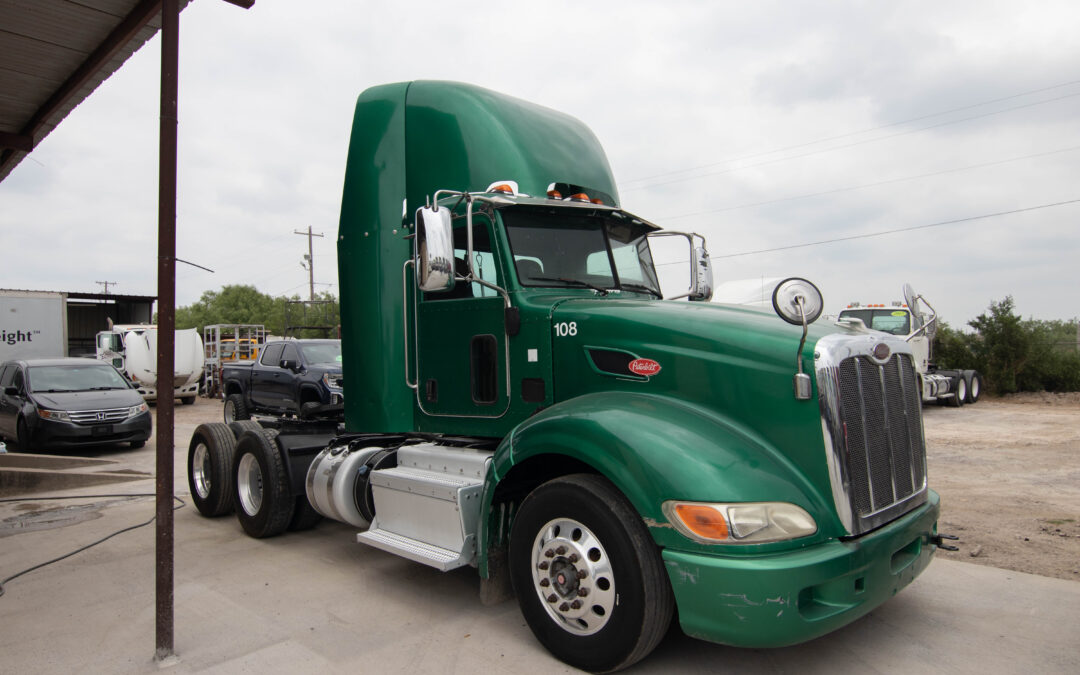 Peterbilt 2012